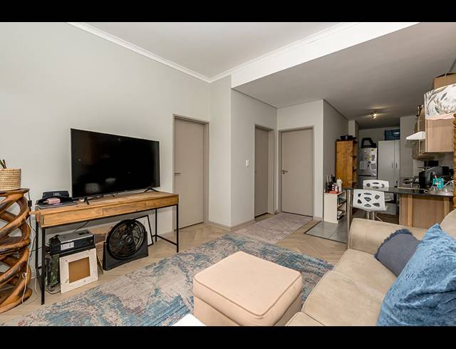 2 BEDROOM APARTMENT TO LET IN WOODSTOCK